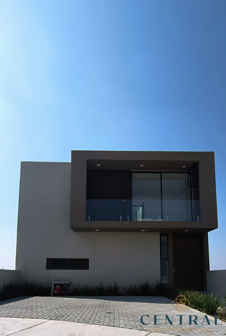 Casa en Renta Nueva en El Nuevo Refugio $22,000 (Rentada)